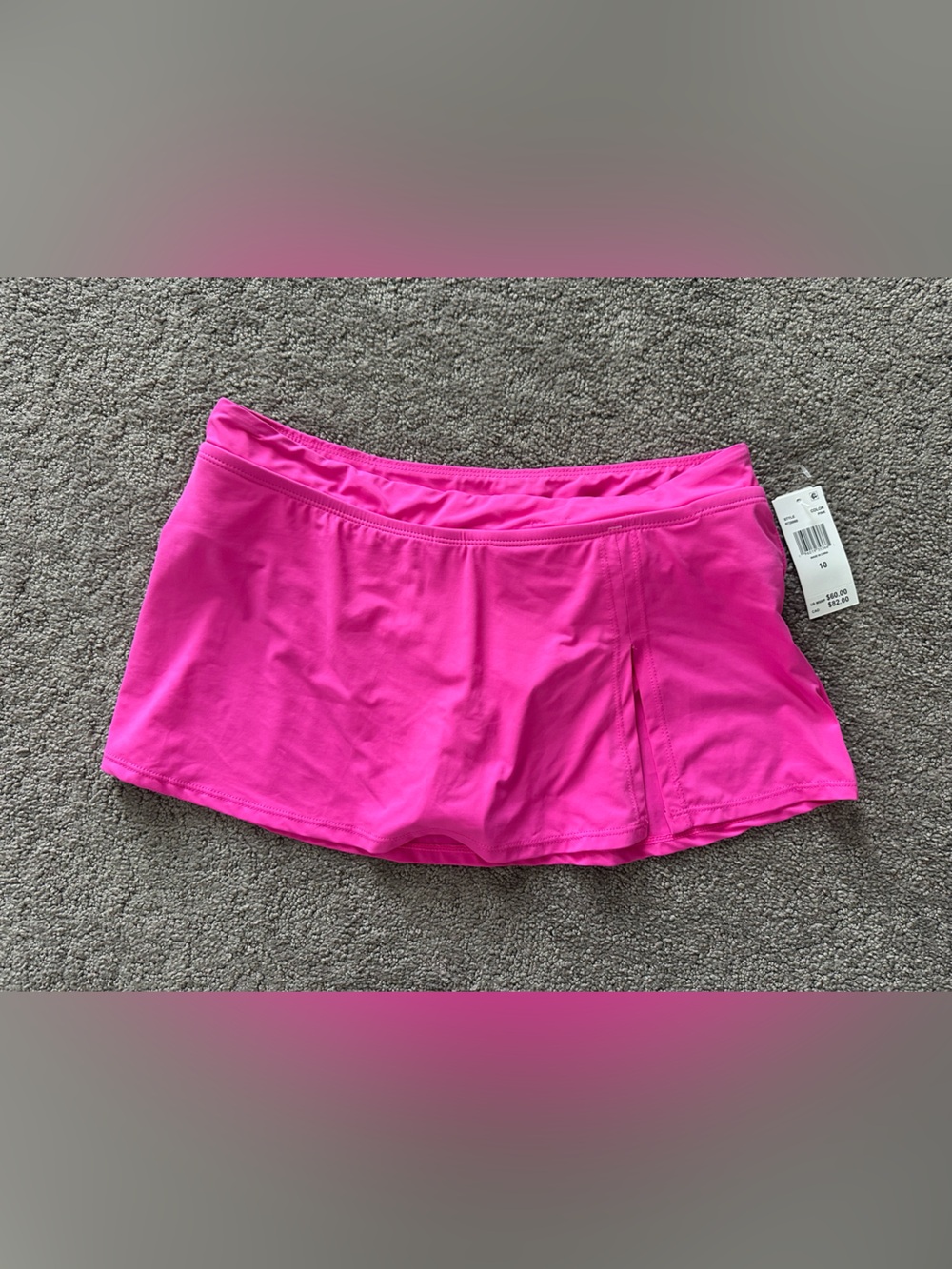 New With tags women’s swim skirt, pink size 10